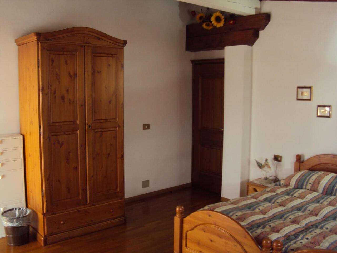 La Casa Di Beppe Appartamento E Camere Danta Zimmer foto